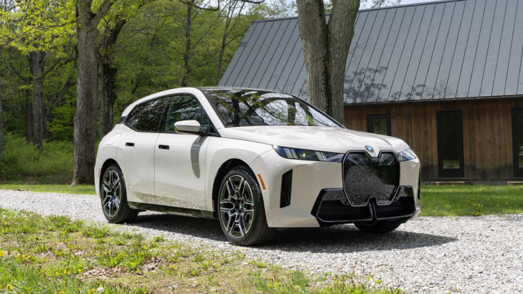 BMW iX