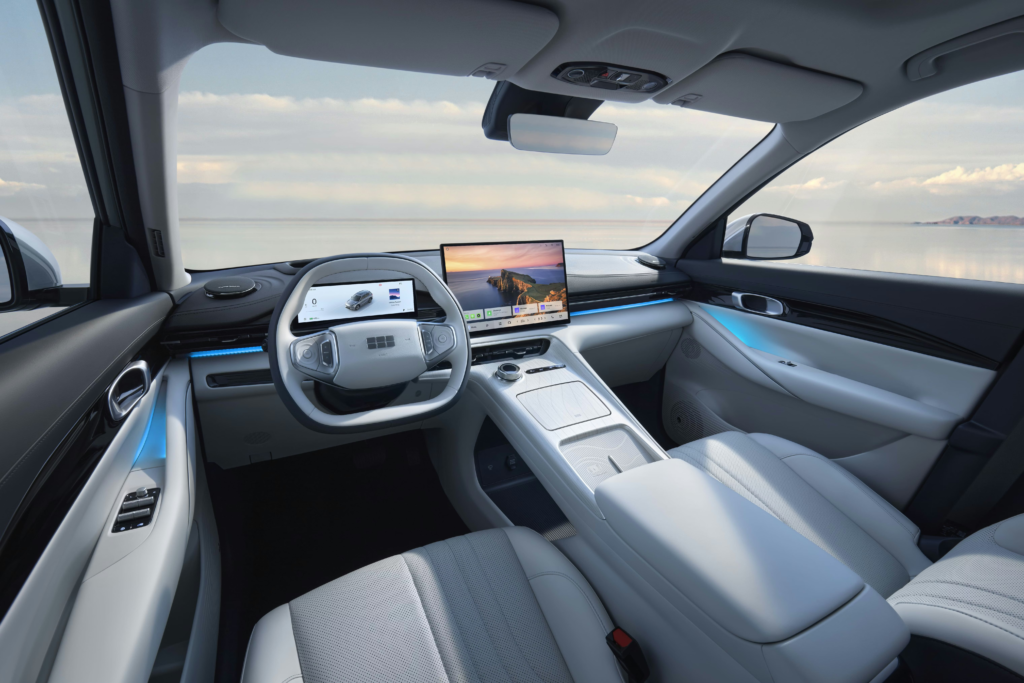 Intérieur de la Geely E5